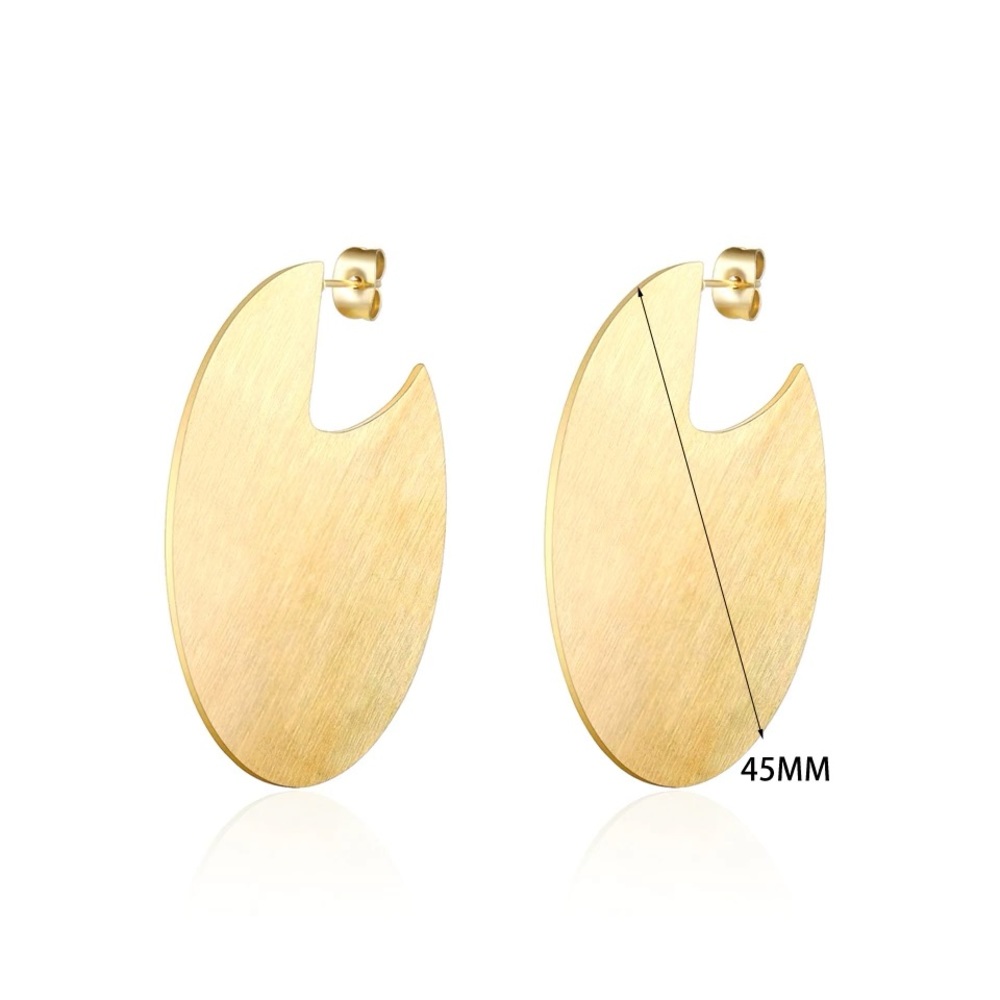 Cutwork stud earrings - Picture 4 of 4